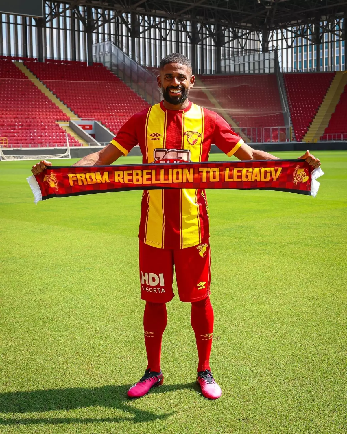 Göztepe, Brezilyalı defans oyuncusu Ruan Gregorio Teixeira ile anlaştı