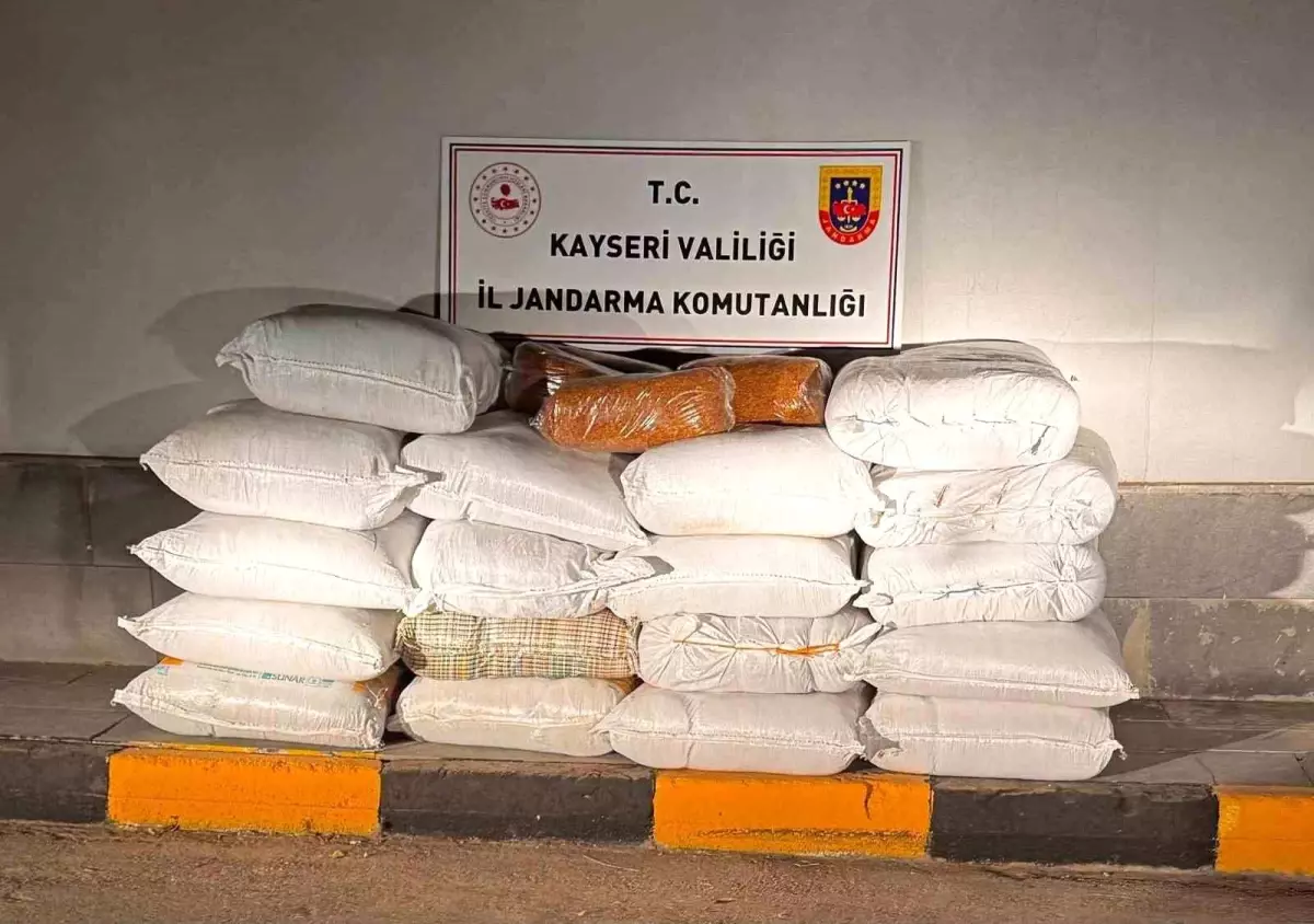 Kayseri'de Jandarmadan Kaçak Tütün ve Suç Operasyonu