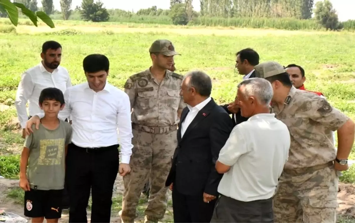 Kaymakam Gülnar, Yukarıtopraklı Köyü'nü Ziyaret Etti
