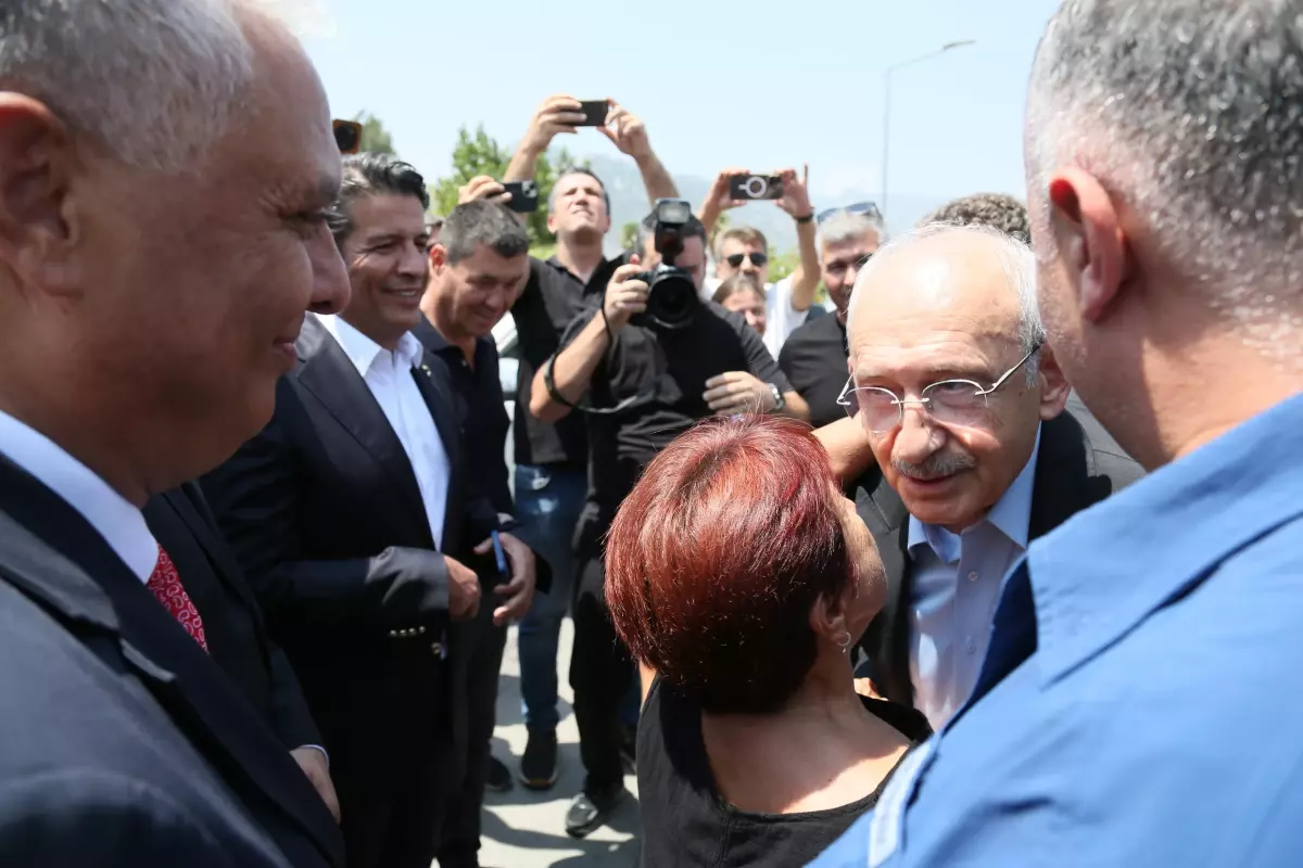 Kılıçdaroğlu, Tutuklu Belediye Başkanlarını Ziyaret Etti