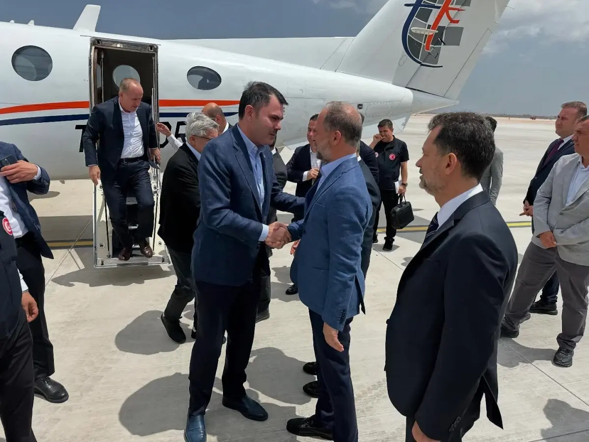 Bakan Kurum: 11 İlde 250 Bin Konut Teslim Edildi, 2025'te 453 Bin Bağımsız Bölüm Tamamlanacak