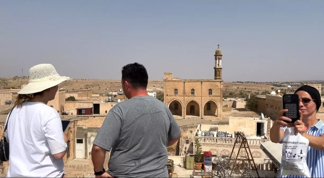 Mardin'de Sıcak Hava Turizmi Olumsuz Etkiliyor