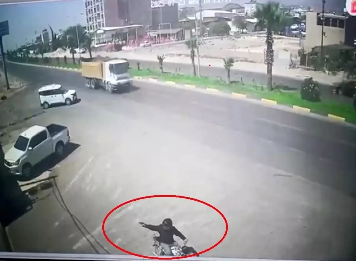 Hatay'da Motosikletli Şahsın Kurşun Yağdırdığı İş Yeri Saldırısı Çözüldü