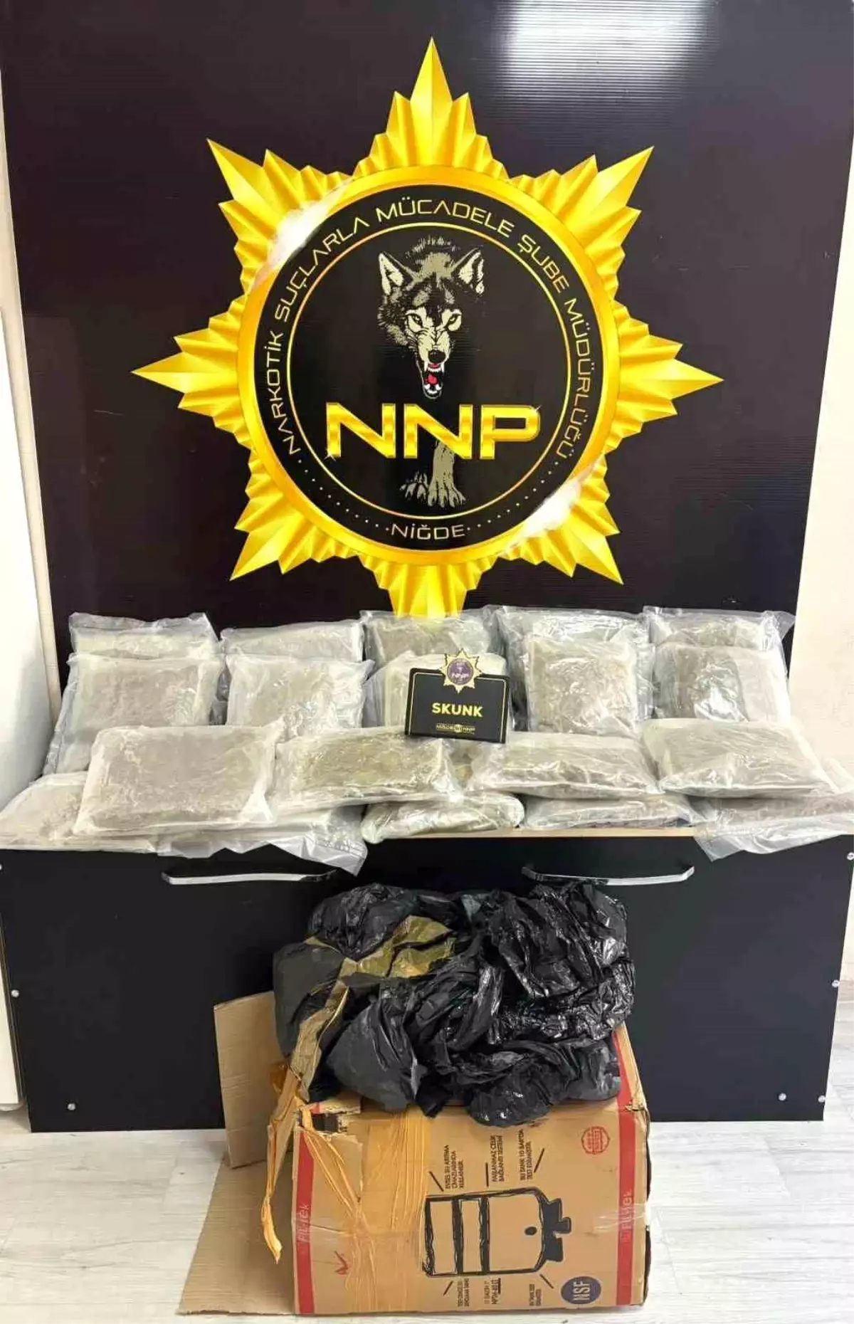 Niğde'de Uyuşturucu Operasyonu: 10 Kilo 735 Gram Madde Ele Geçirildi
