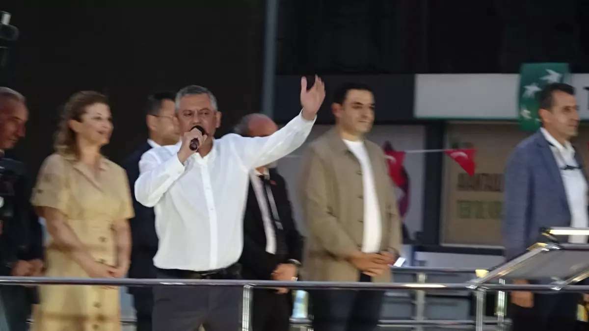 CHP Genel Başkanı Özgür Özel'den Aksaray'da Kapsamlı Miting