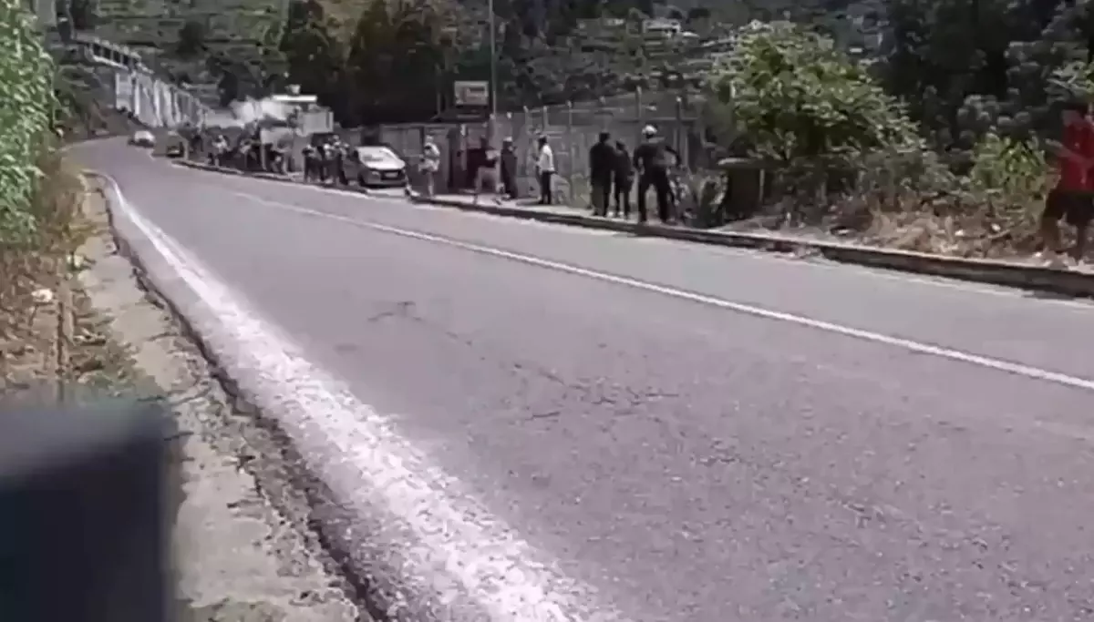 Ekvador'da Ralli Kazası: 2 Ölü, 18 Yaralı