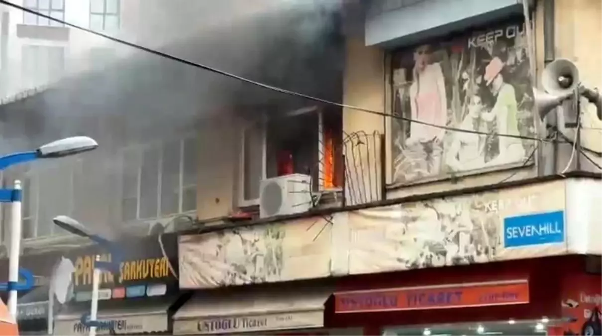 Rize'nin Pazar İlçesinde Yangın Çıktı