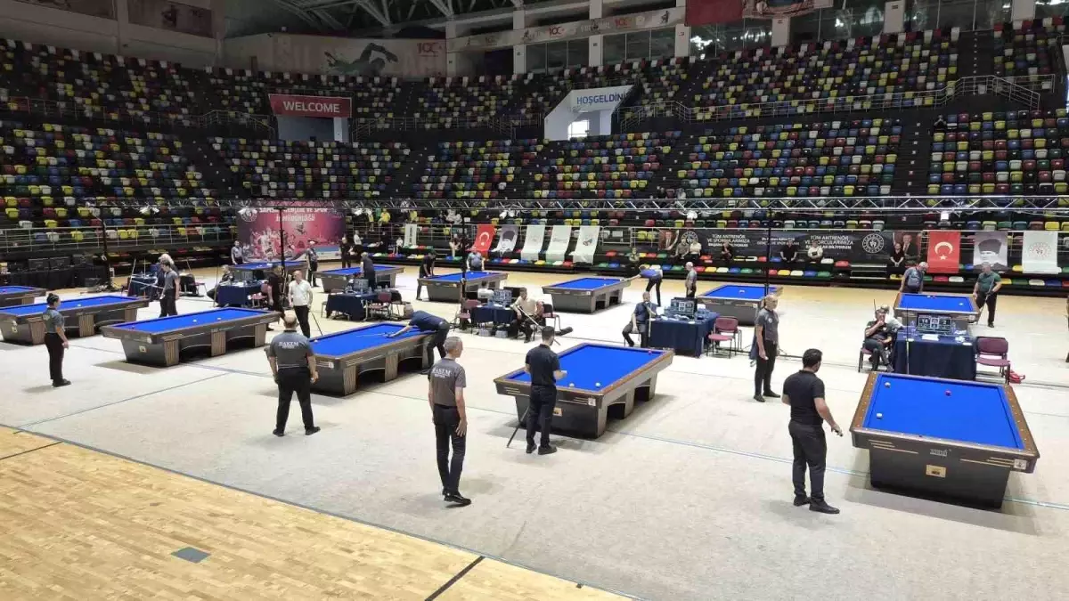 Samsun'da 3 Bant Bilardo Türkiye Şampiyonası Başladı
