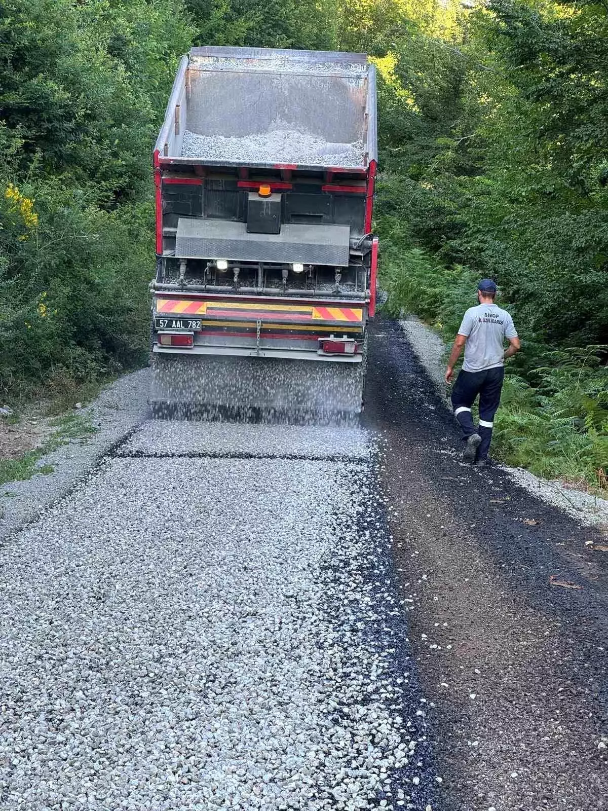 Sinop'ta 115 Kilometrelik Köy Yolu Asfaltlandı