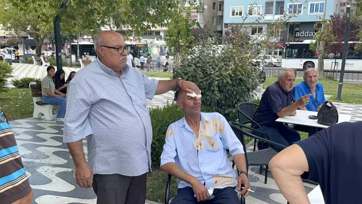 Tekirdağ'da Sandalye ile Kavga: 1 Kişi Hastaneye Kaldırıldı