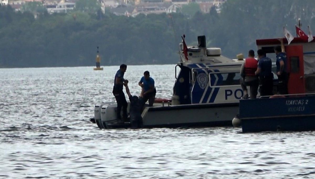 Kocaeli'de Hareketsiz Bulunan Adam Kurtarıldı
