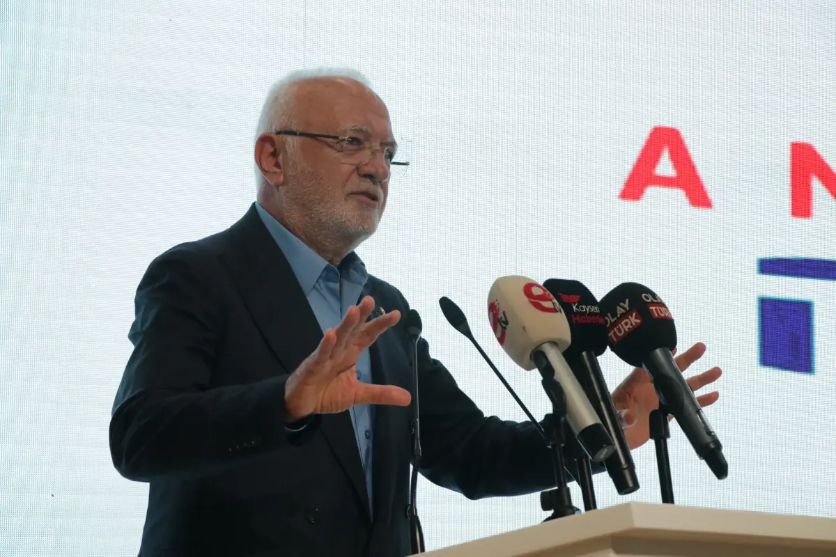 Mustafa Elitaş: 'Acıların Yaşanmaması İçin Birlikte Çalışmalıyız'