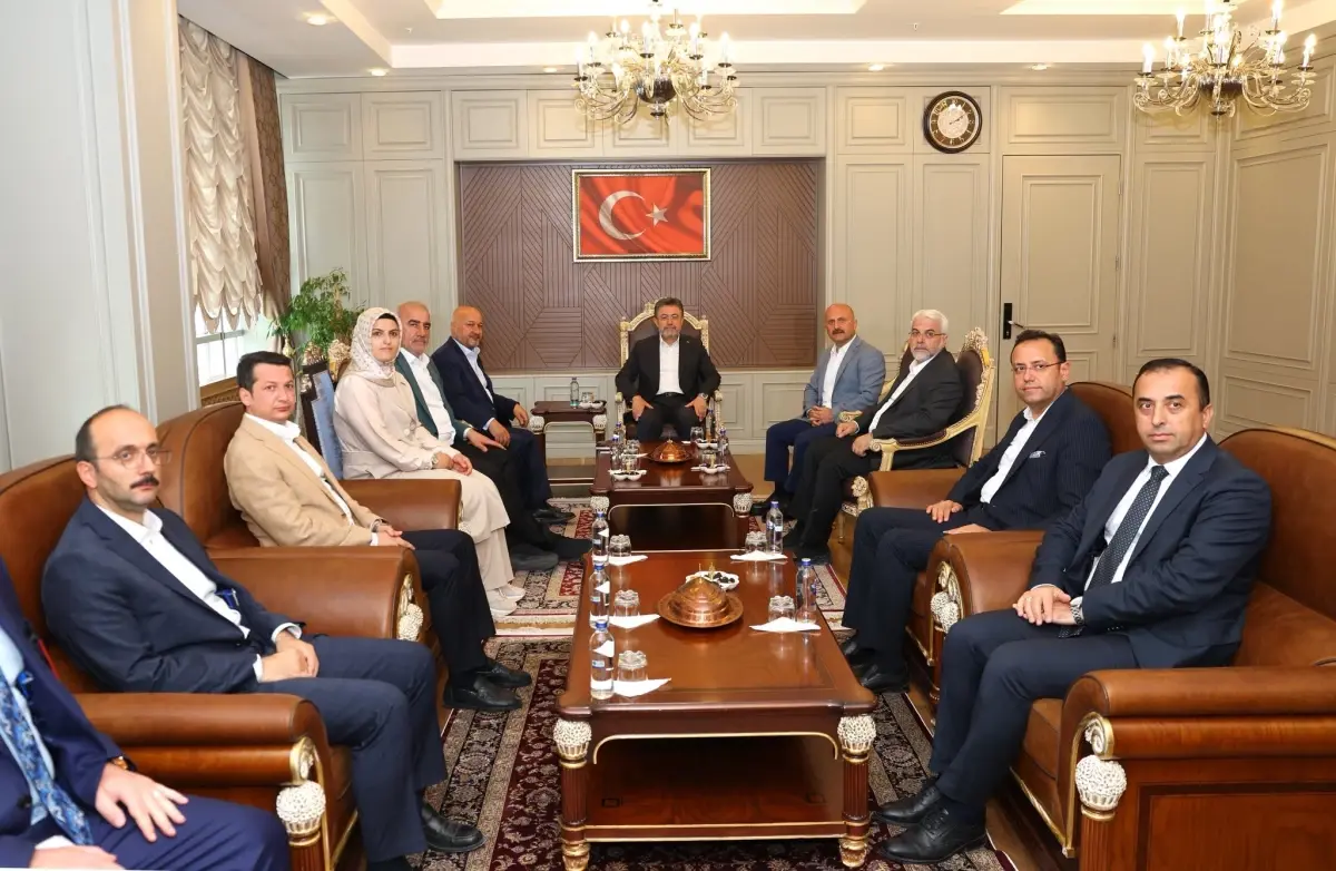 Tarım ve Orman Bakanı Adıyaman'da Tarım Sektörü Toplantısı Düzenledi