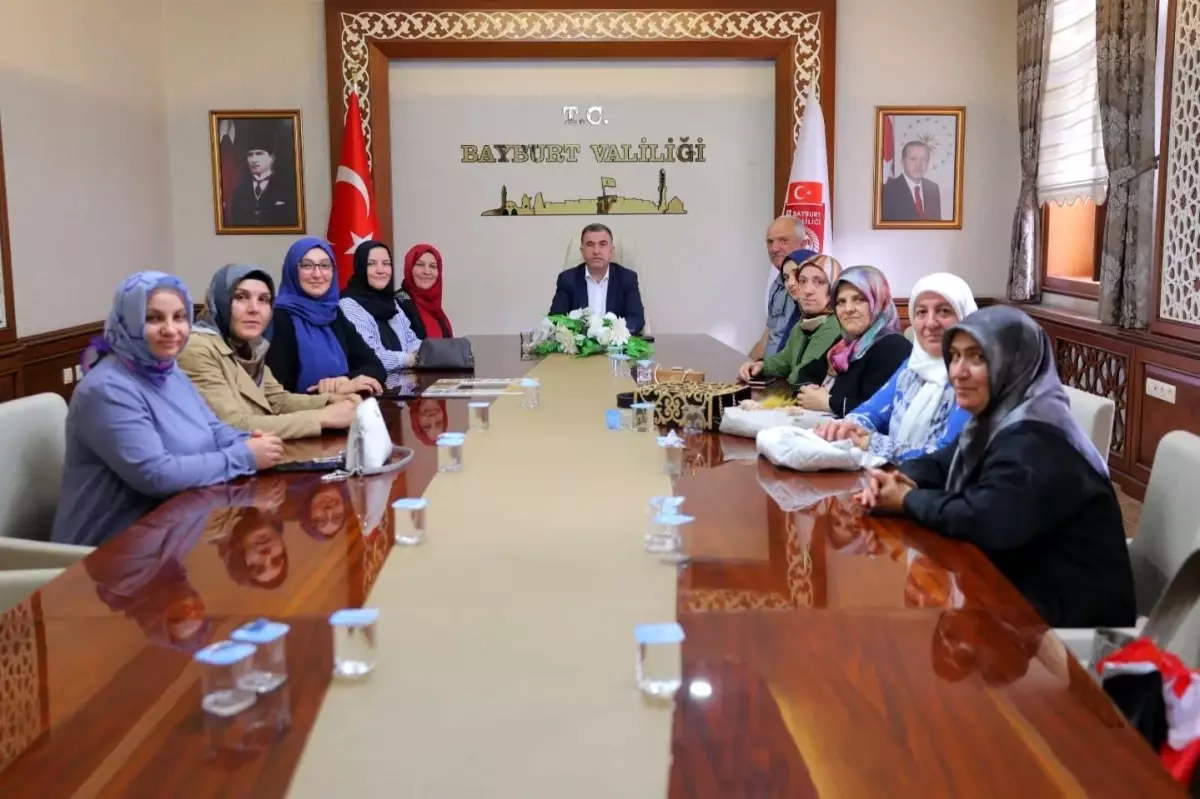 Bayburt'ta Kadın İstihdamını Artırma Toplantısı Düzenlendi