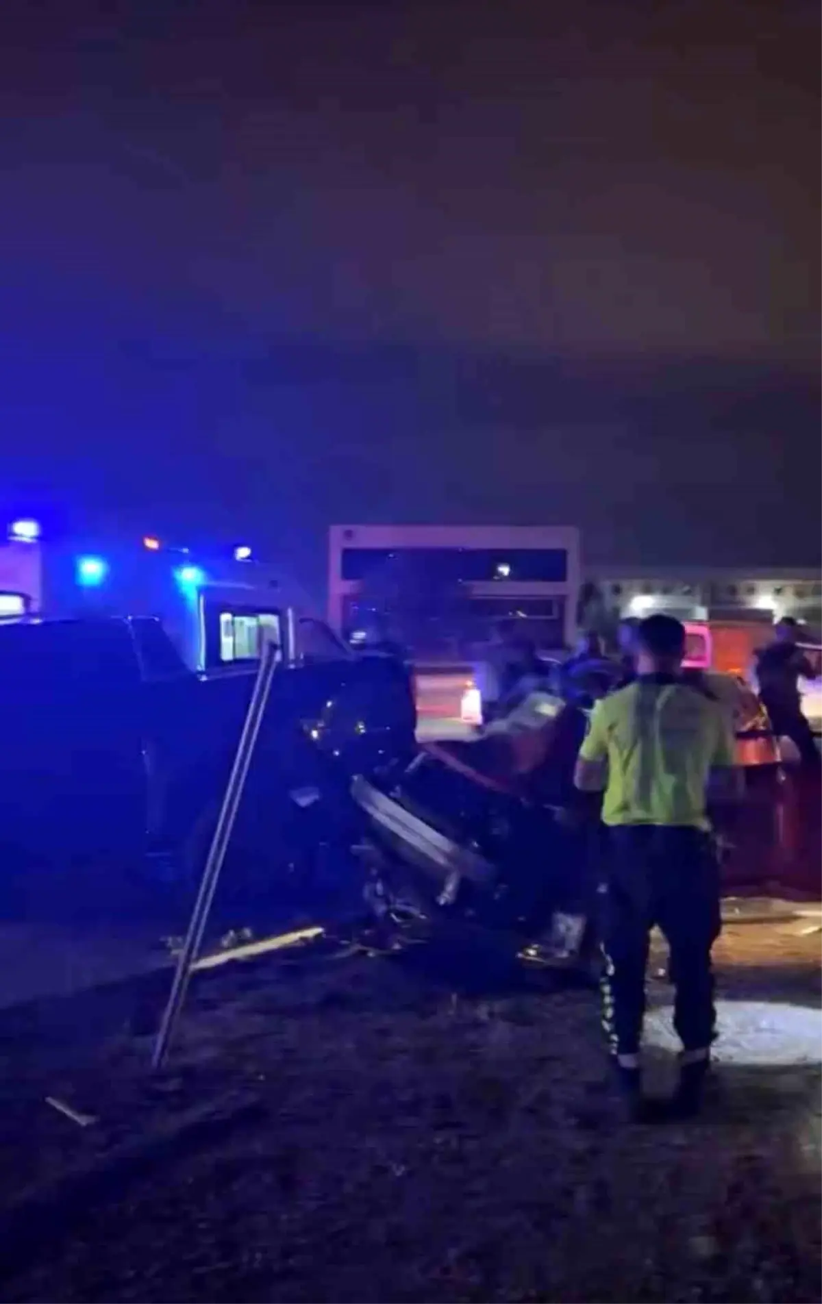 Bursa'da Trafik Kazası: İki Kız Kardeş Hayatını Kaybetti