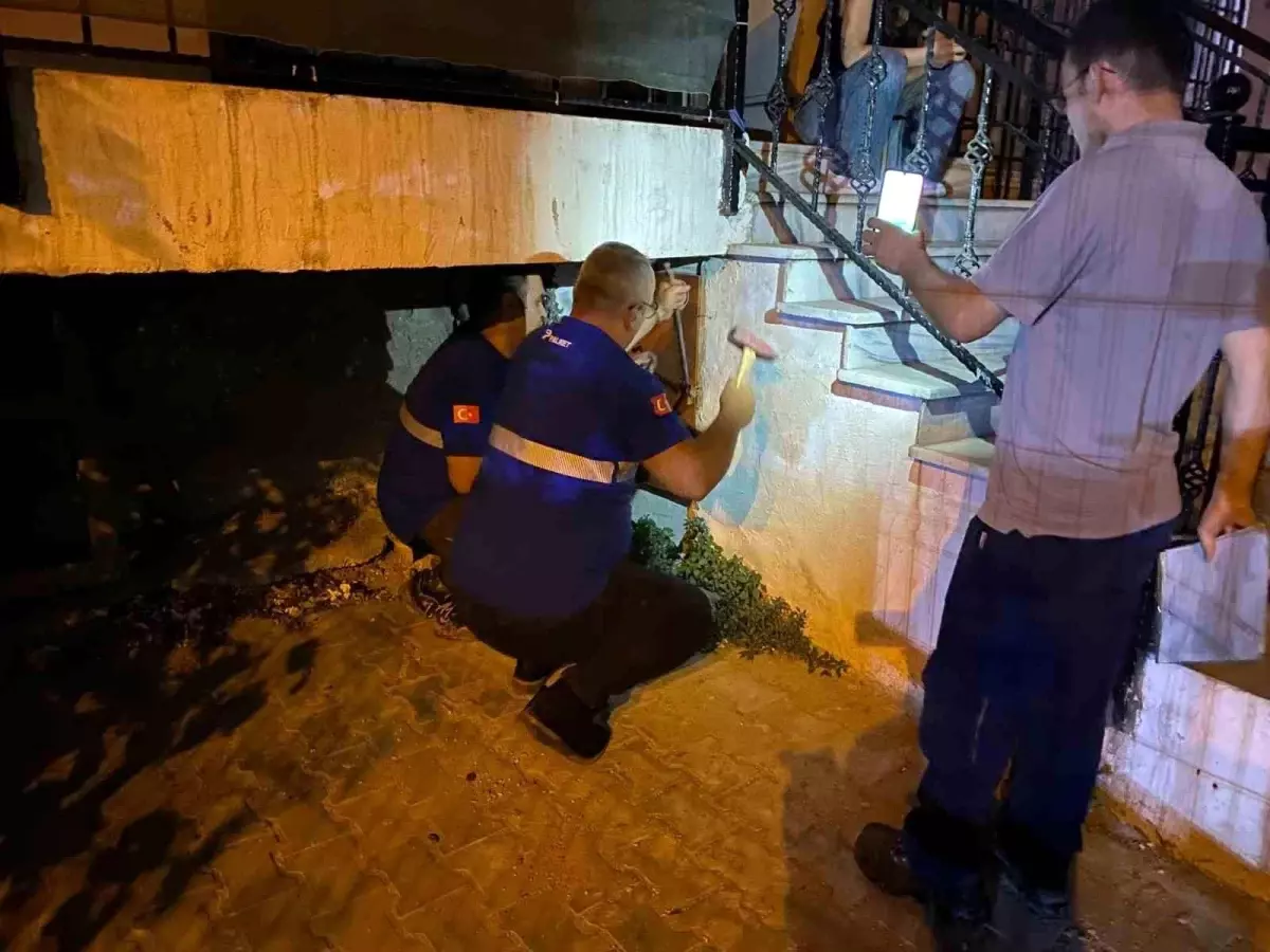 Kocaeli'de Altyapı Çalışması Sırasında Doğal Gaz Borusu Patladı