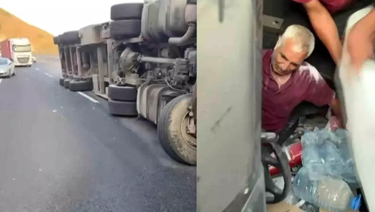 Erzincan'da Devrilen Tırda Sıkışan Sürücü Vatandaşlar Tarafından Kurtarıldı