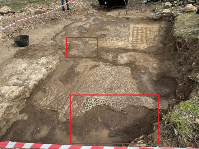 Diyarbakır'da mezar kazısında mozaik, Davut yıldızı ve 6 satırlık dilekçe yazısı ortaya çıktı Diyarbakır'da mezar kazısında mozaik, Davut yıldızı ve 6 satırlık dilekçe yazısı ortaya çıktı