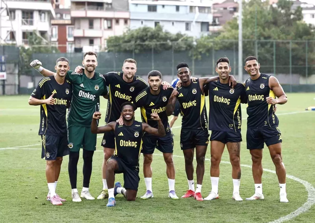 Fenerbahçe, Feyenoord Maçına Hazırlanıyor