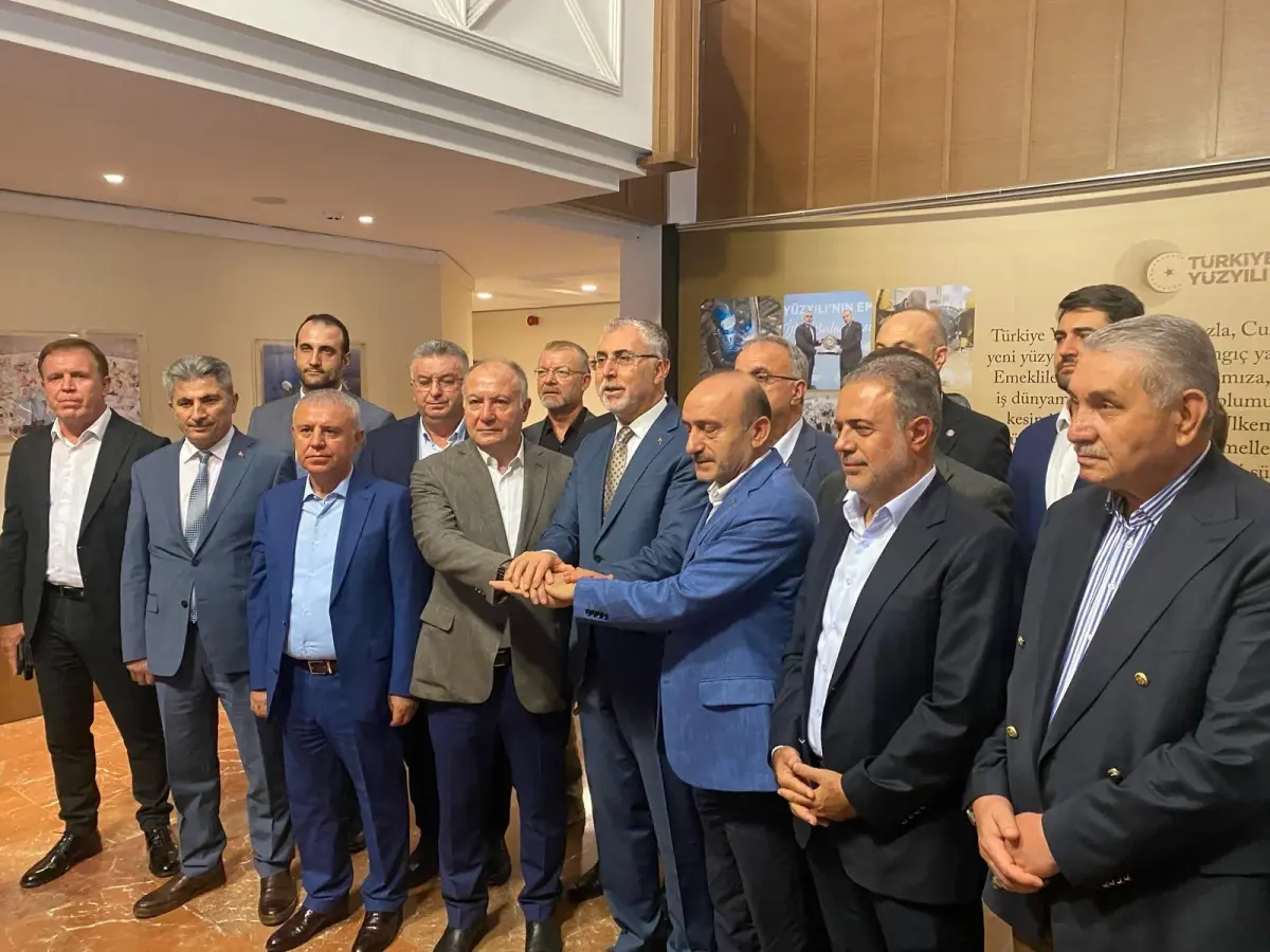 Kamu Çalışanları İçin Toplu İş Sözleşmesi Protokolü İmzalandı