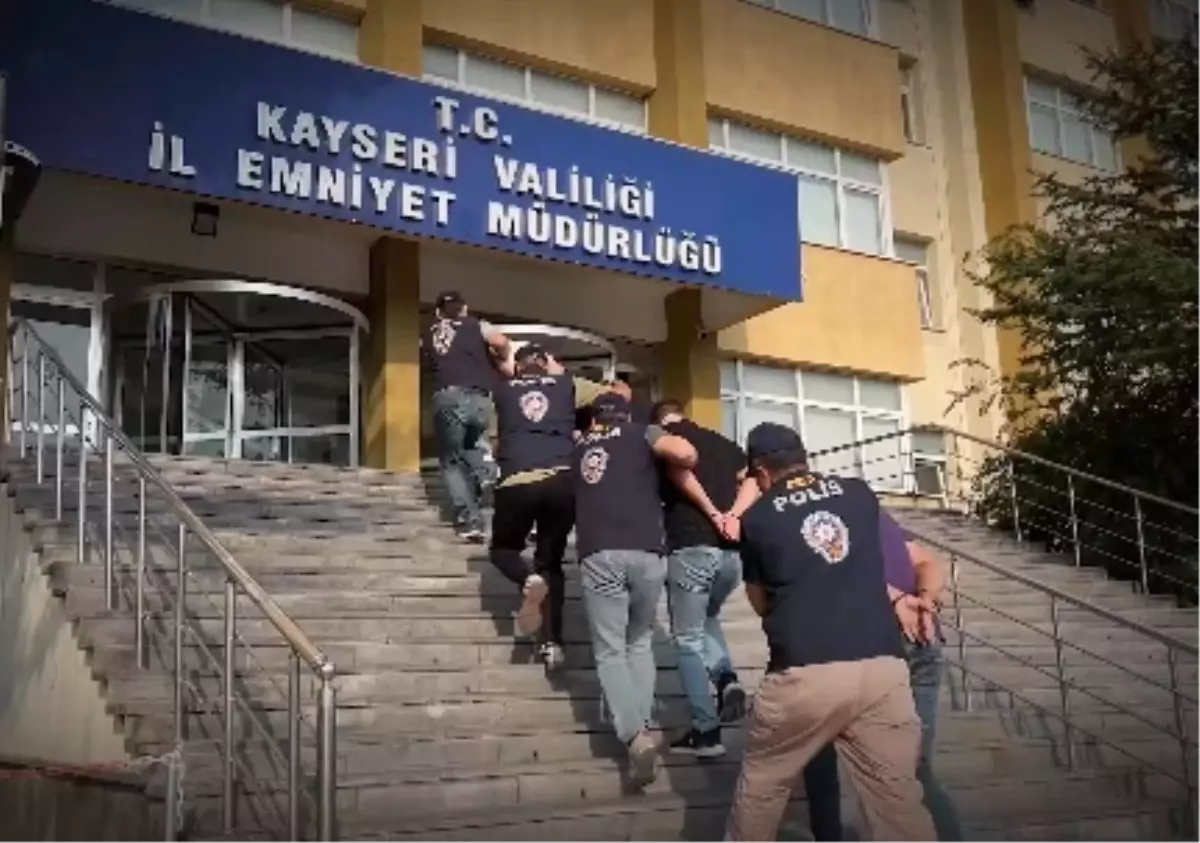 Kayseri'de Dolandırıcılık Operasyonu: 7 Şüpheli Yakalandı