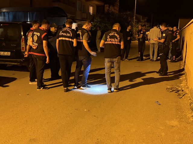 Kız tarafı halaya almayınca bıçaklar konuştu: Biri ağır 12 yaralı