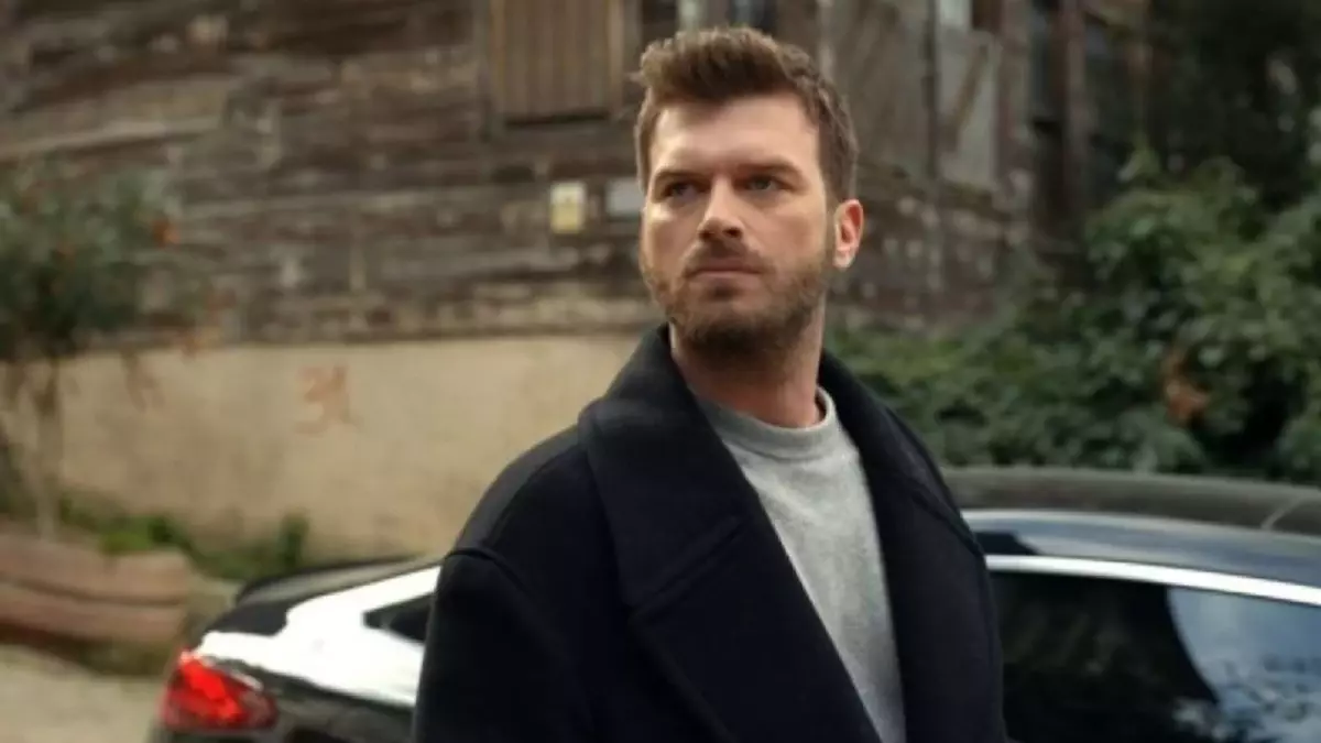 Kıvanç Tatlıtuğ'un hayatı bir vitrin ilanıyla değişti