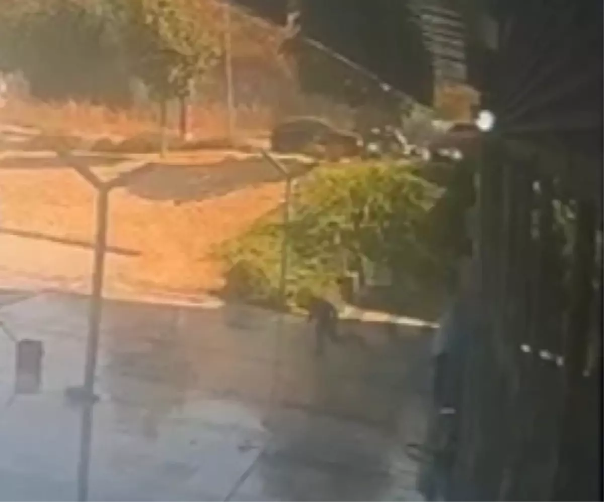Küçükçekmece'de Haraç İddiasıyla Silahlı Saldırı: Bir Kişi Ağır Yaralandı