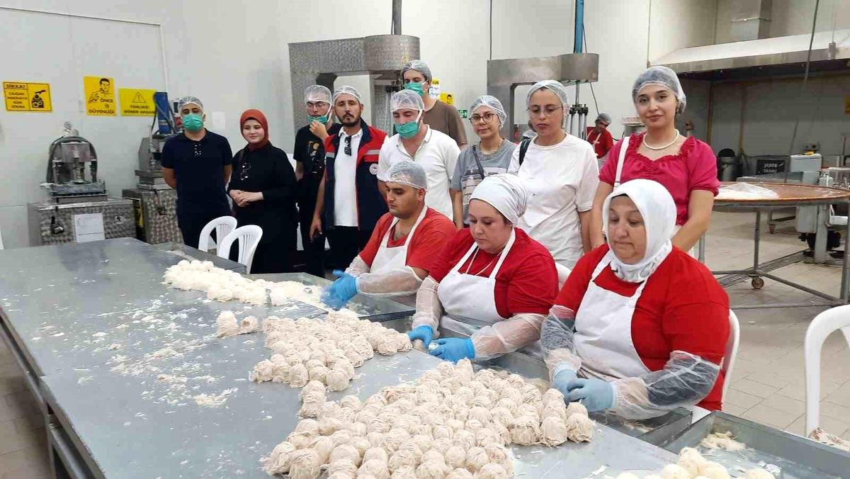 Afyonkarahisar'da Lokum ve Şekerleme Üretim Tesislerine Teknik Gezi Düzenlendi