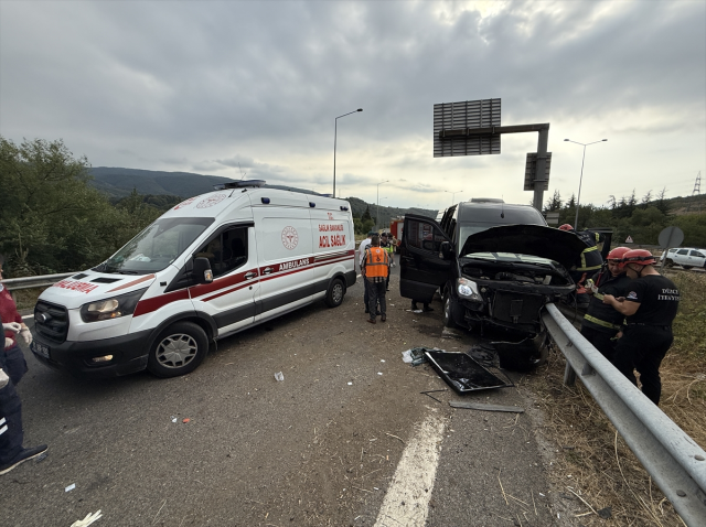 Müzisyen Çağan Şengül, Anadolu Otoyolu'ndaki trafik kazasında yaralandı