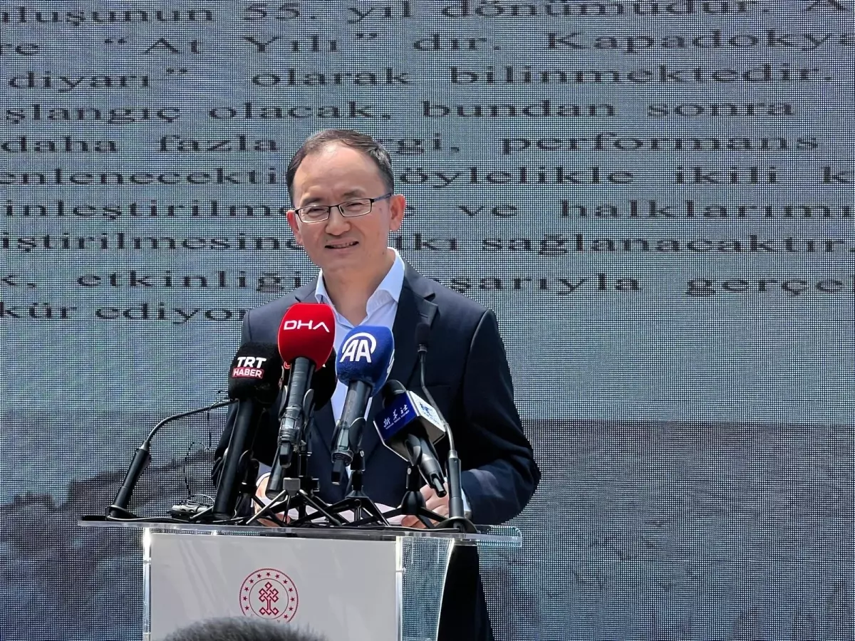 ÇİN KALİGRAFİ VE RESİM SERGİSİ AÇILIŞI GERÇEKLEŞTİRİLDİ