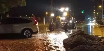 Sağanak yağış Konya'yı vurdu! Köprü çöktü, evleri su bastı