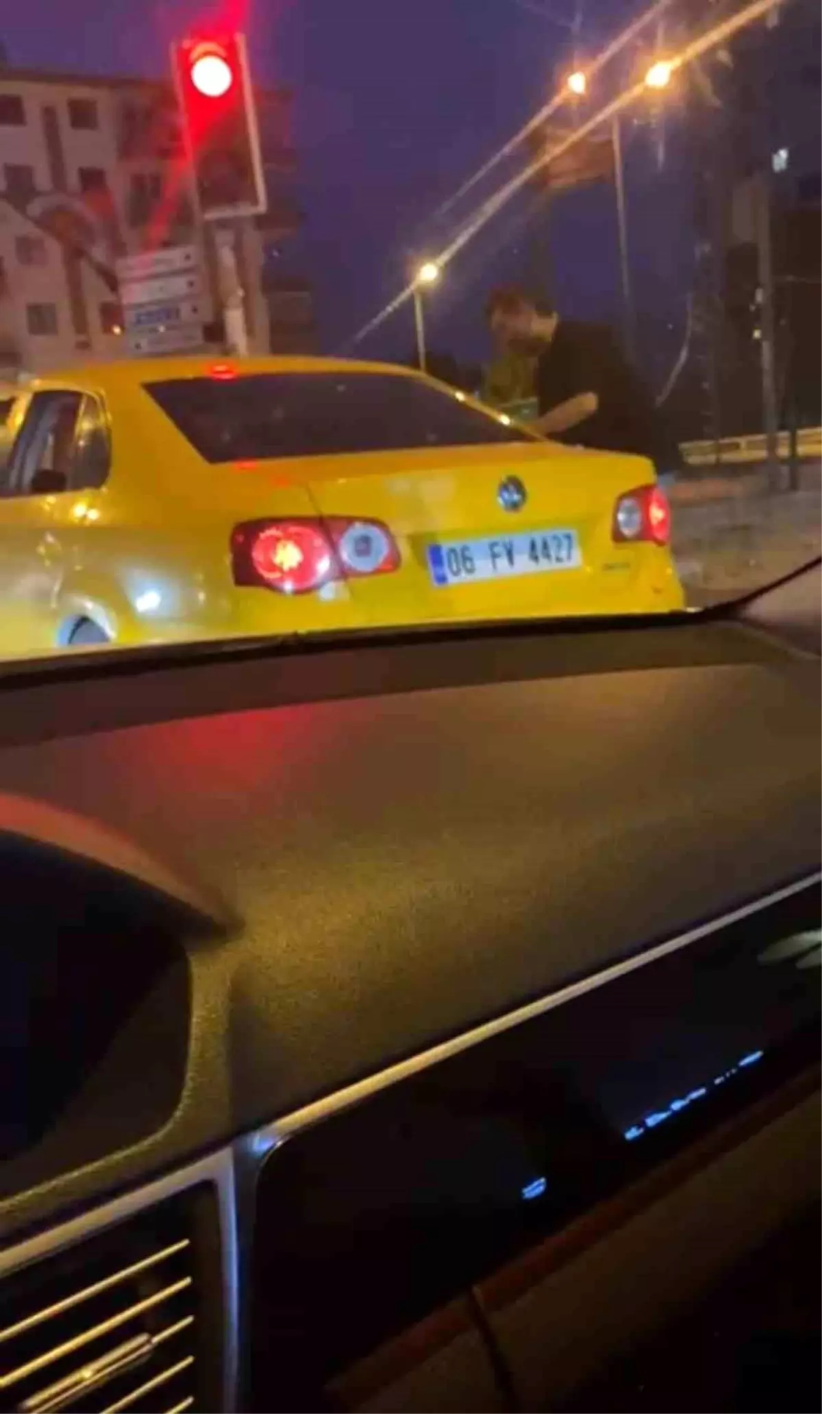 Ankara'da Araç İçinde Kadına Darp Anları Kamerada