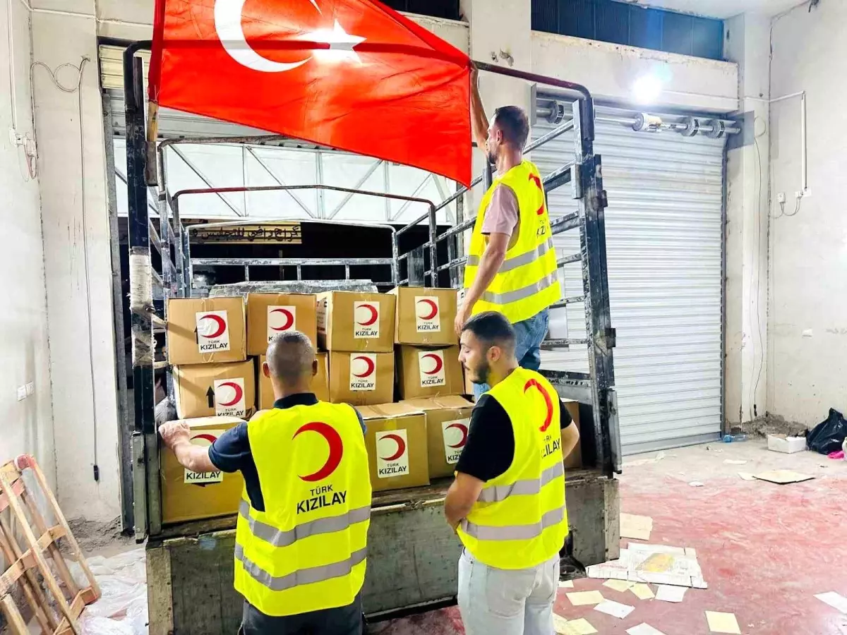 Türk Kızılay, Batı Şeria'ya 1200 Gıda Kolisi Yardımı Gönderdi
