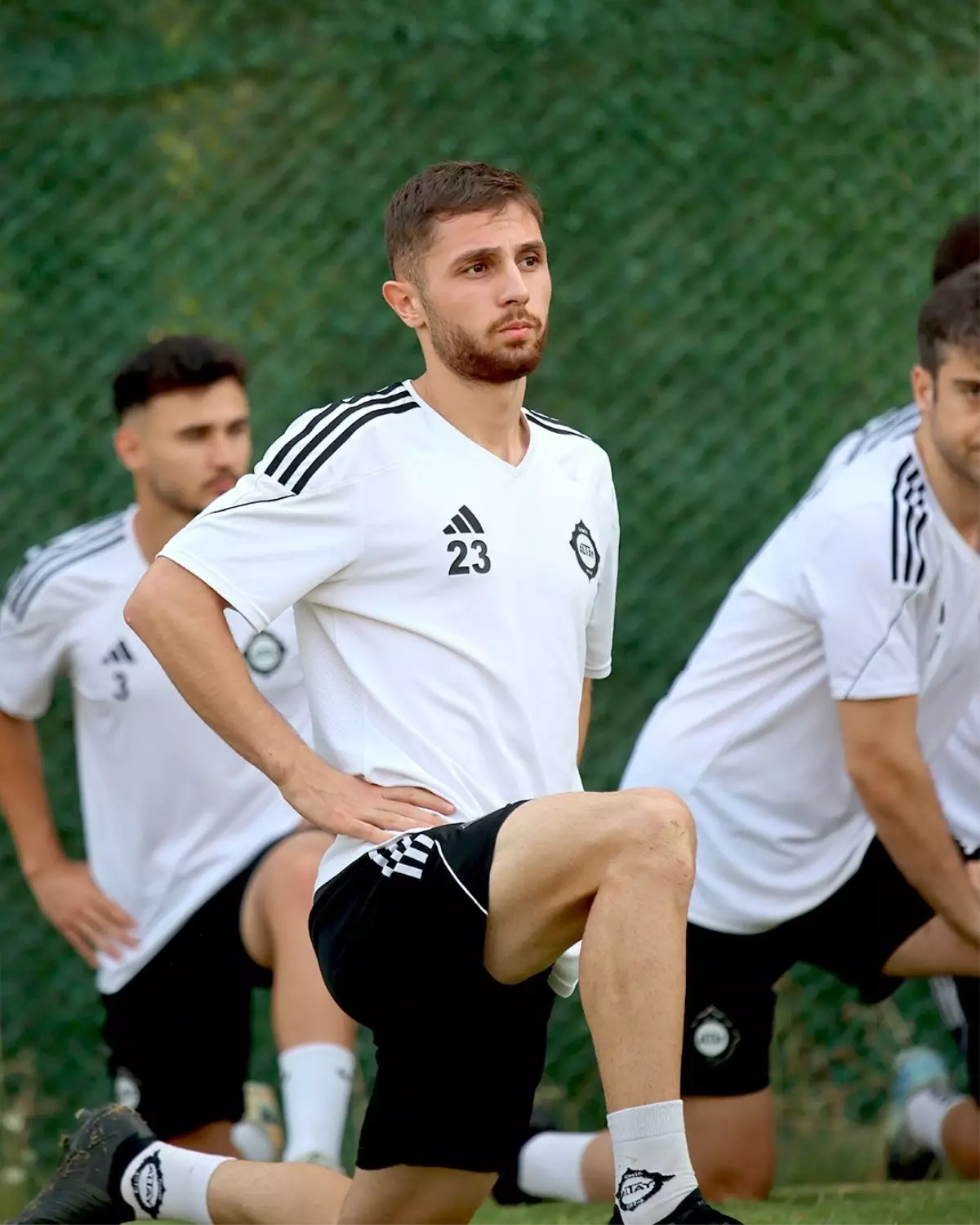 Altay'da Yönetimsel Kriz ve Maddi Sorunlar Derinleşiyor