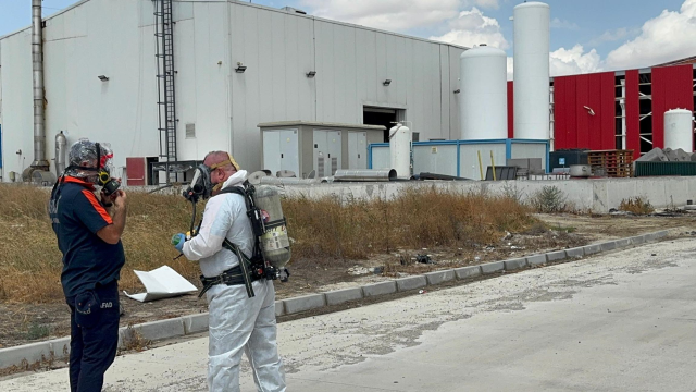 Anestezi gazı üretim fabrikasında patlama! 2 işçi hayatını kaybetti Anestezi gazı üretim fabrikasında patlama! 2 işçi hayatını kaybetti