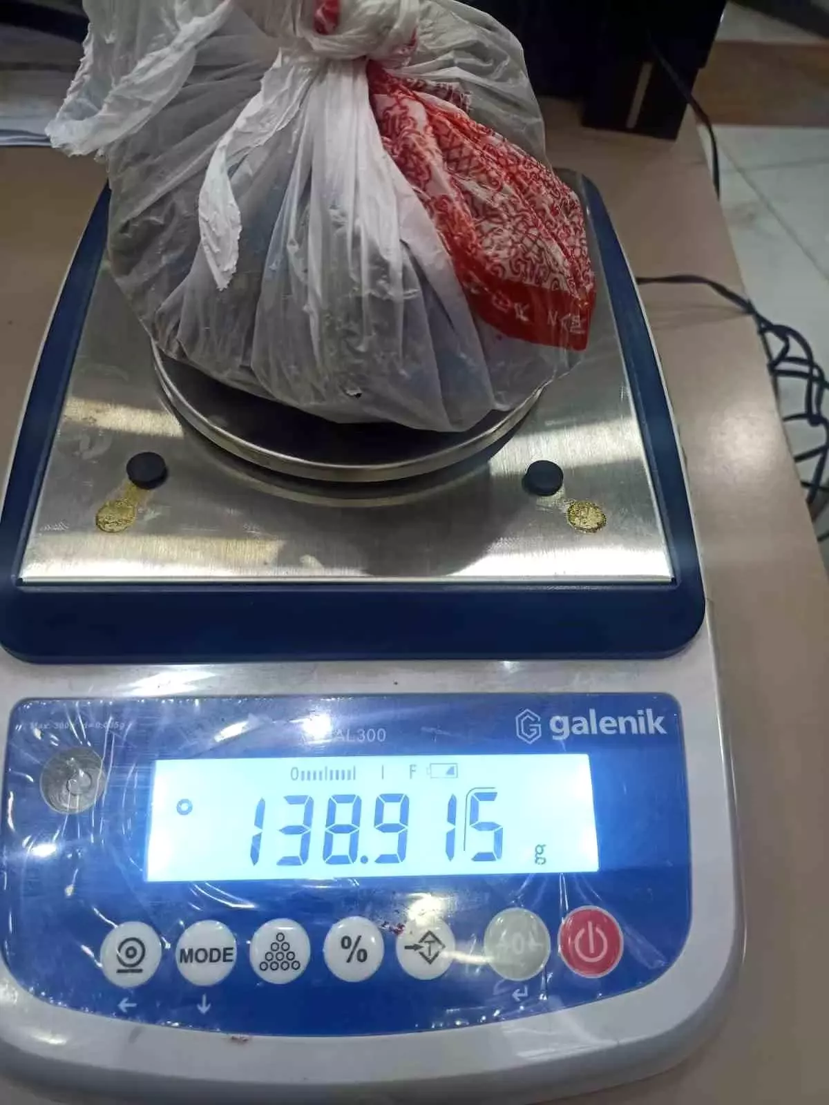 Dur İhtarına Uymayan Motosikletli Uyuşturucu ile Yakalandı