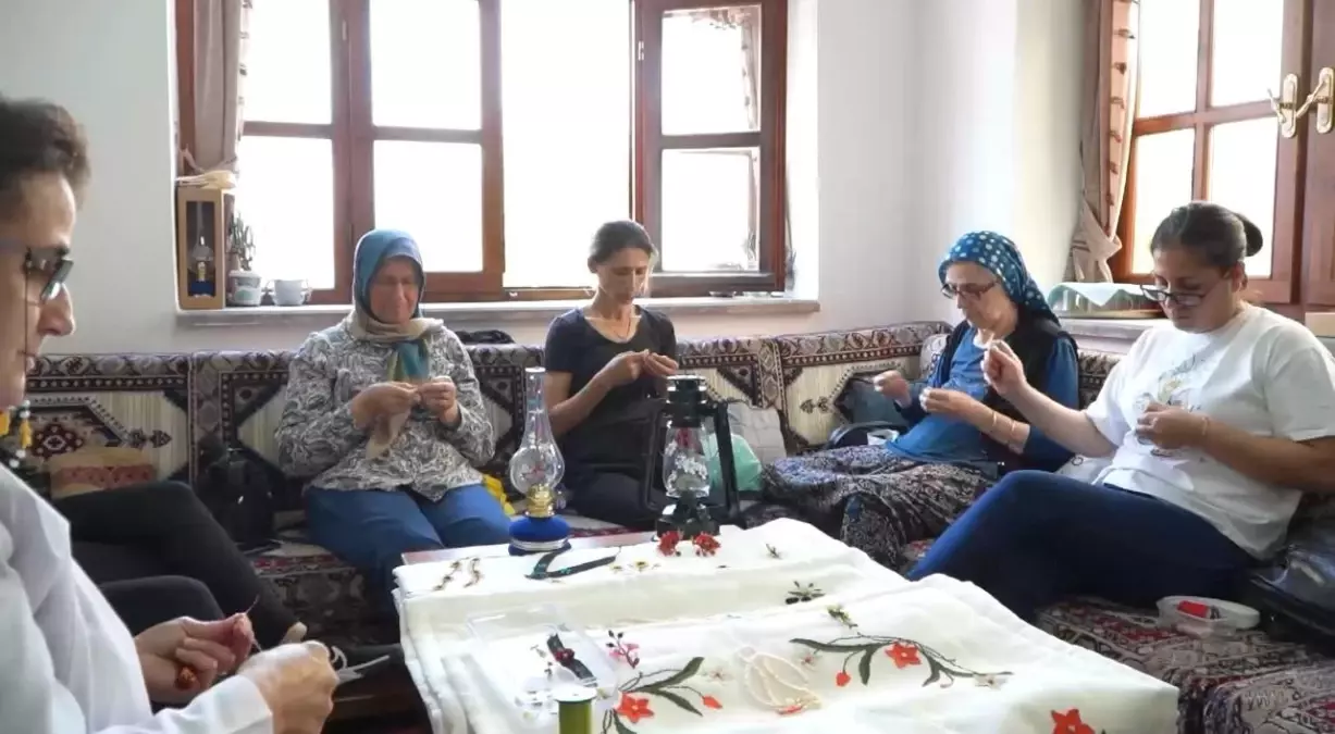 Aile Destek Merkezleri 60 Bin Kadına Hizmet Verdi
