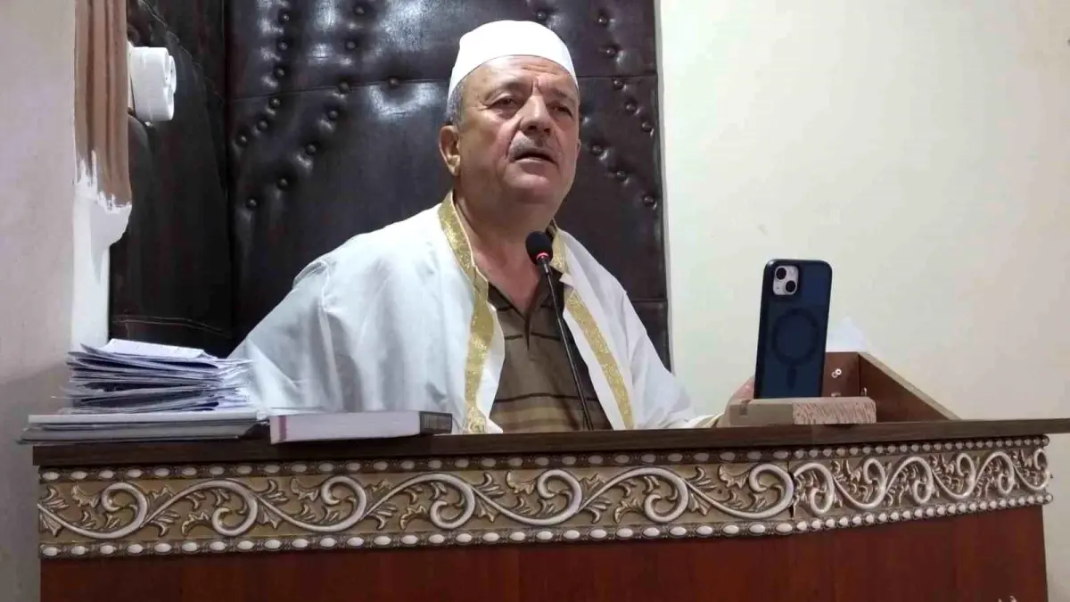 Yakupağa Cami İmamı Nevzat Kahya'nın 20 Yıllık Vaaz Geleneği