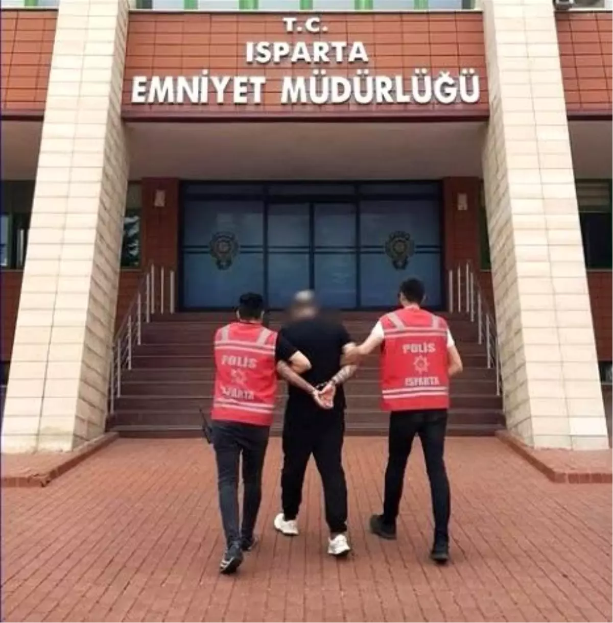 Isparta'da Hapis Cezası Bulunan İki Kişi Yakalandı