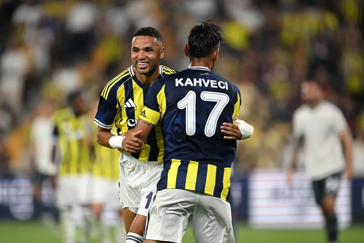Feyenoord-Fenerbahçe maçı şifresiz mi?