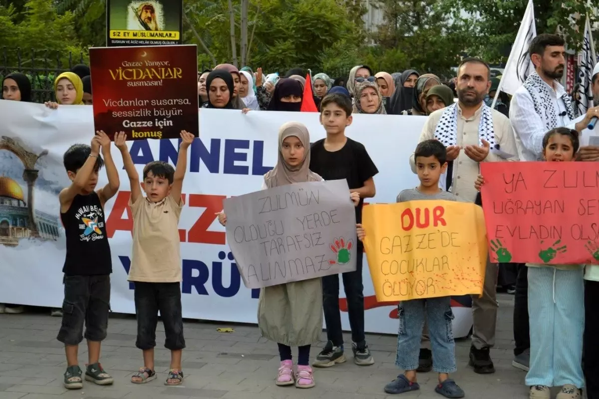 Gazze için Siirt'te ses yükseldi: 'Sessizlik ihanettir'