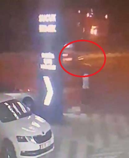 Önce araç çarptı sonra otomobil ezdi