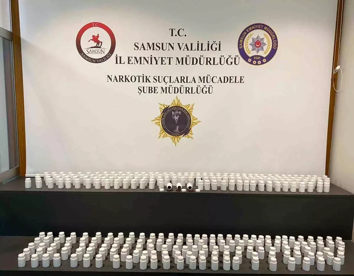 Samsun'da Uyuşturucu Operasyonu: 16 Bin 555 Sentetik Ecza Ele Geçirildi