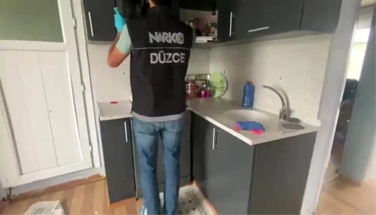 Düzce'de Uyuşturucu Operasyonları: 1 Tutuklama, 48 Kişiye İşlem