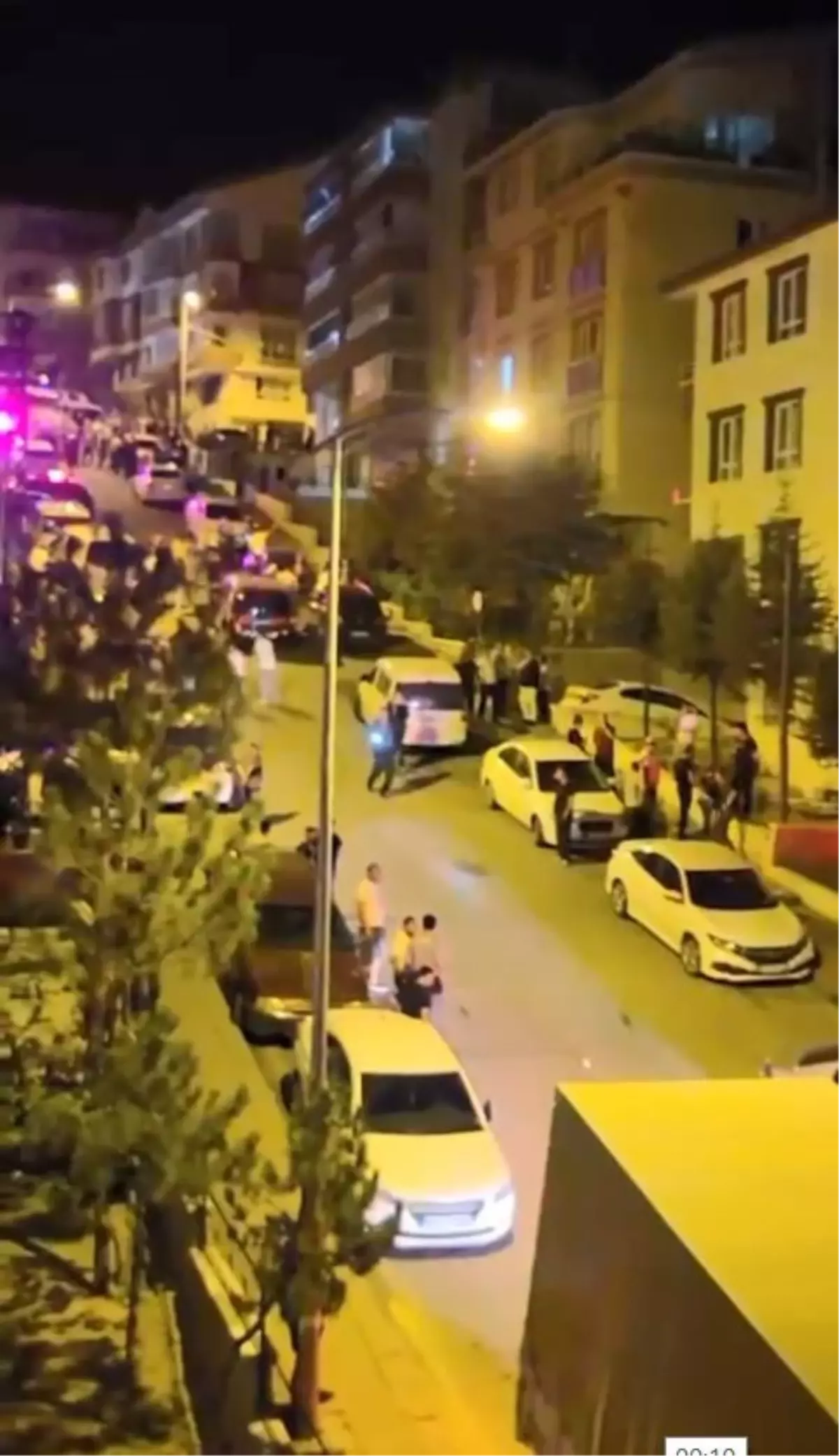 Komşu Aileler Arasında Bıçaklı Kavga: 3 Yaralı, 4 Gözaltı