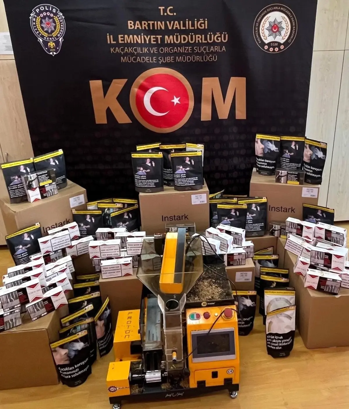 Bartın'da Kaçak Tütün Operasyonu: 12 Bin Boş Makaron Ele Geçirildi