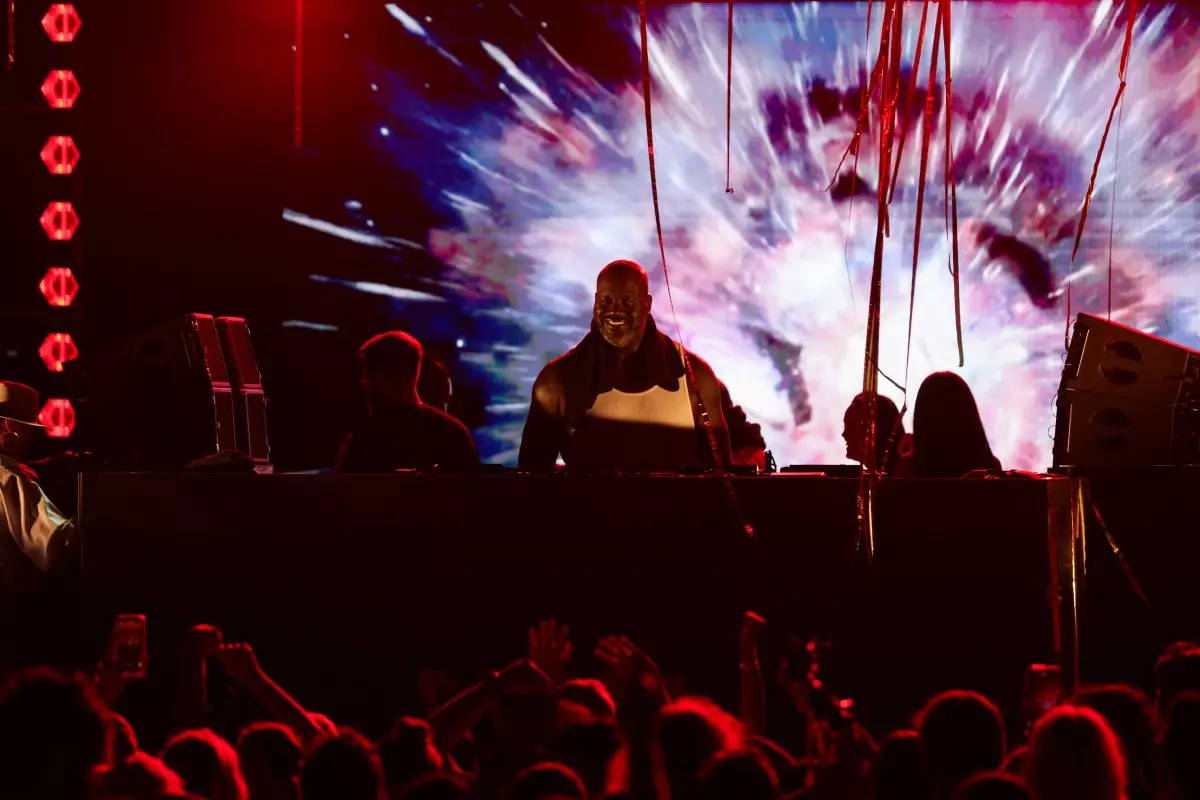 Shaquille O'Neal, Antalya'da DJ Performansı Sergiledi