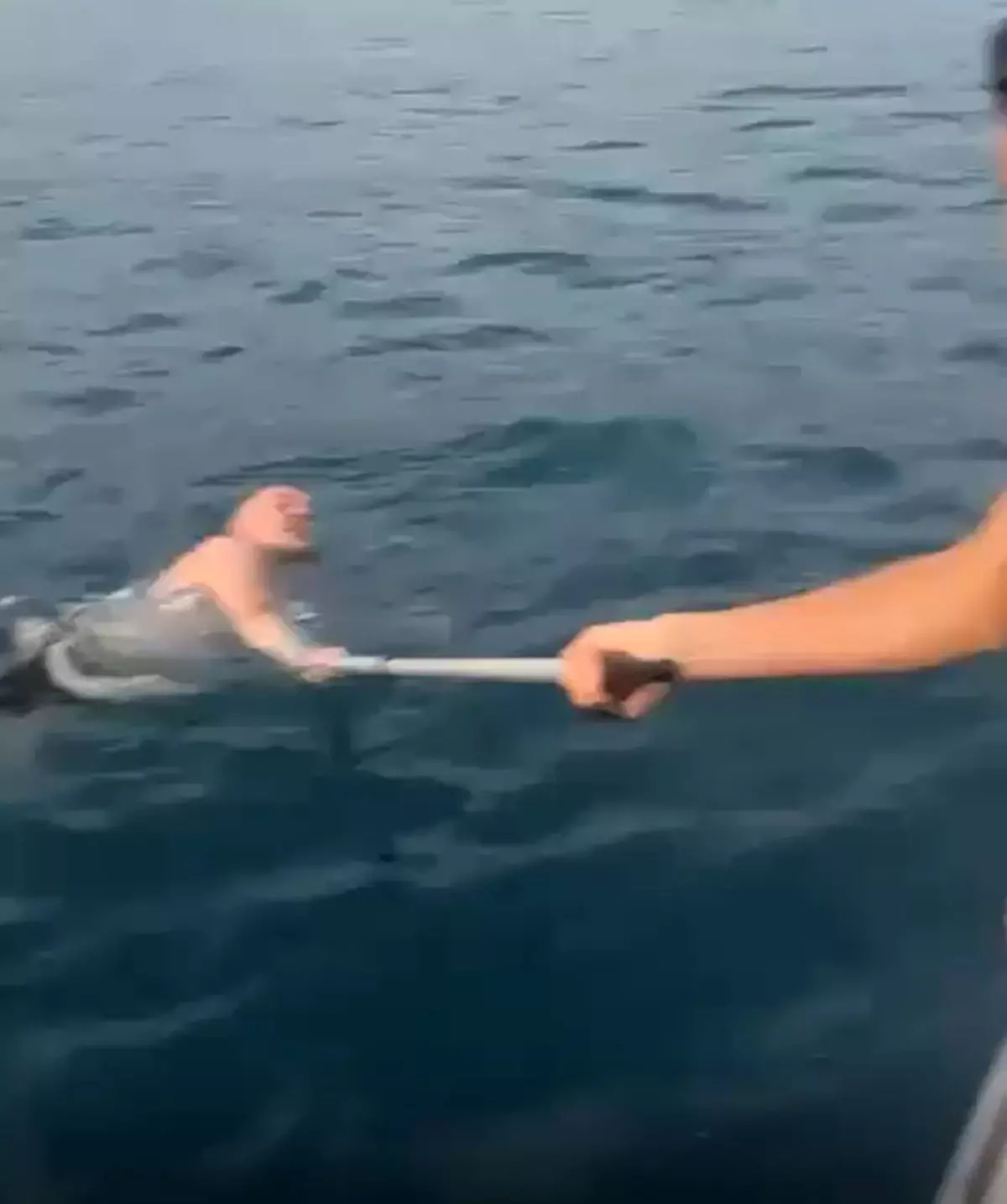 Alanya'da Alkolün Etkisiyle Denize Açılan Ukraynalı Kurtarıldı
