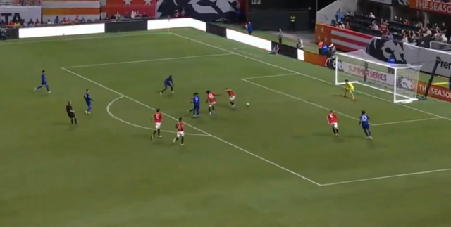 Bu gol futbolun beşiğinde gündem! Fenerbahçe'nin eski yıldızının içler acısı hali Bu gol futbolun beşiğinde gündem! Fenerbahçe'nin eski yıldızının içler acısı hali